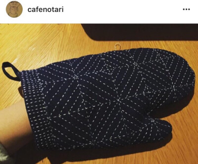 好看的微波炉手套#刺子绣##sashiko # 图片引用来自于instagram Cafenotari ​​​