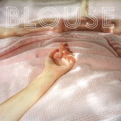 ♬ Blouse《Into Black》♬ 