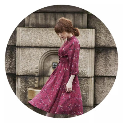 <藤井莉娜>