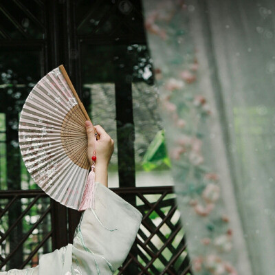 古风女头 自截 の即墨傾郕