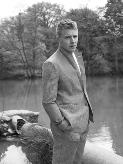 杰克劳登Jack Lowden