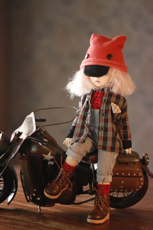 BJD娃衣 1/6 深咖色格子衬衣