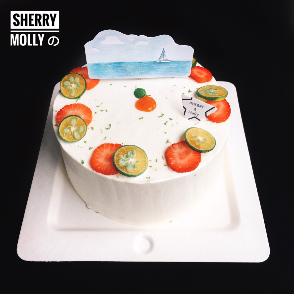 #SHERRY Molly家の下午茶#--『抹茶cake』老客人订的cake 说想要海洋插牌和一颗小橙子～在没看到成品之前 她可能想了一百种样子吧最后看到做好的cake 一副“对 就是它了”的样子呐～青皮桔和小草莓围边 百香果酱和薄荷叶组成的可爱小橙子 特别清新的一款哟～