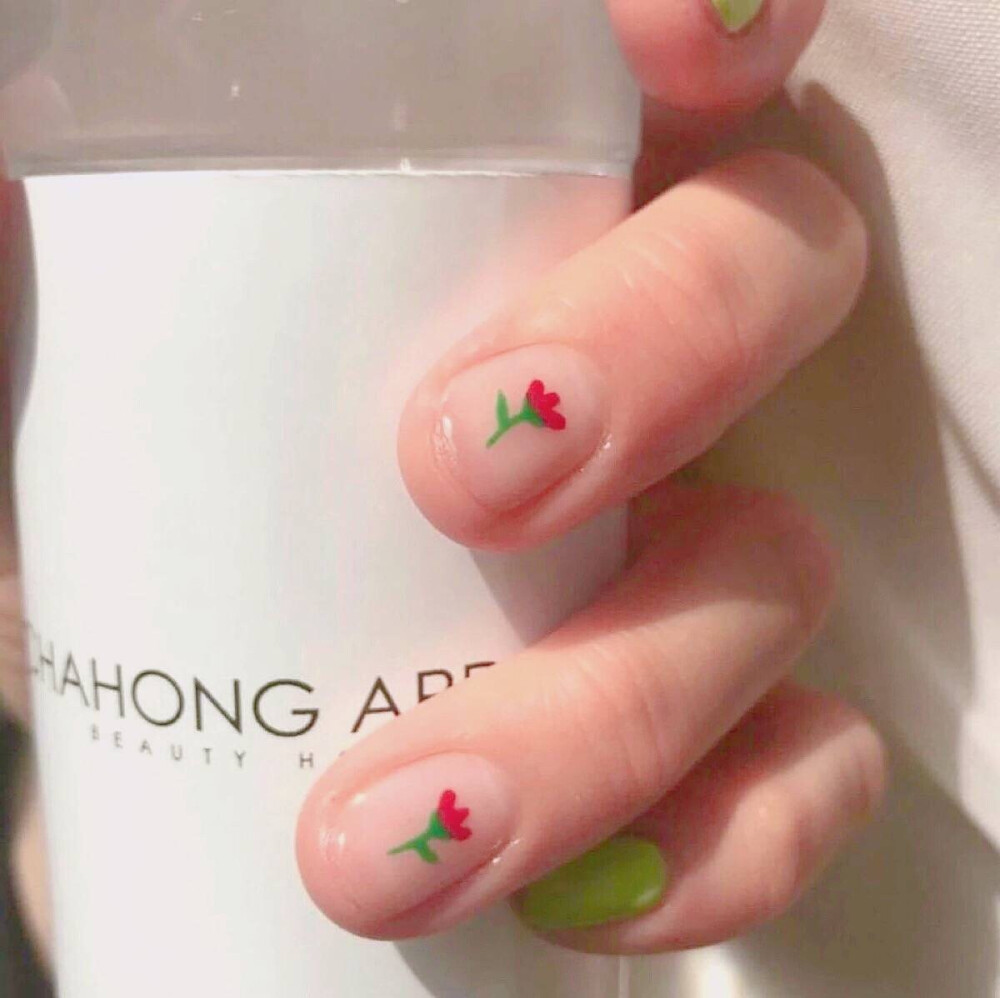 透明 花朵 美甲