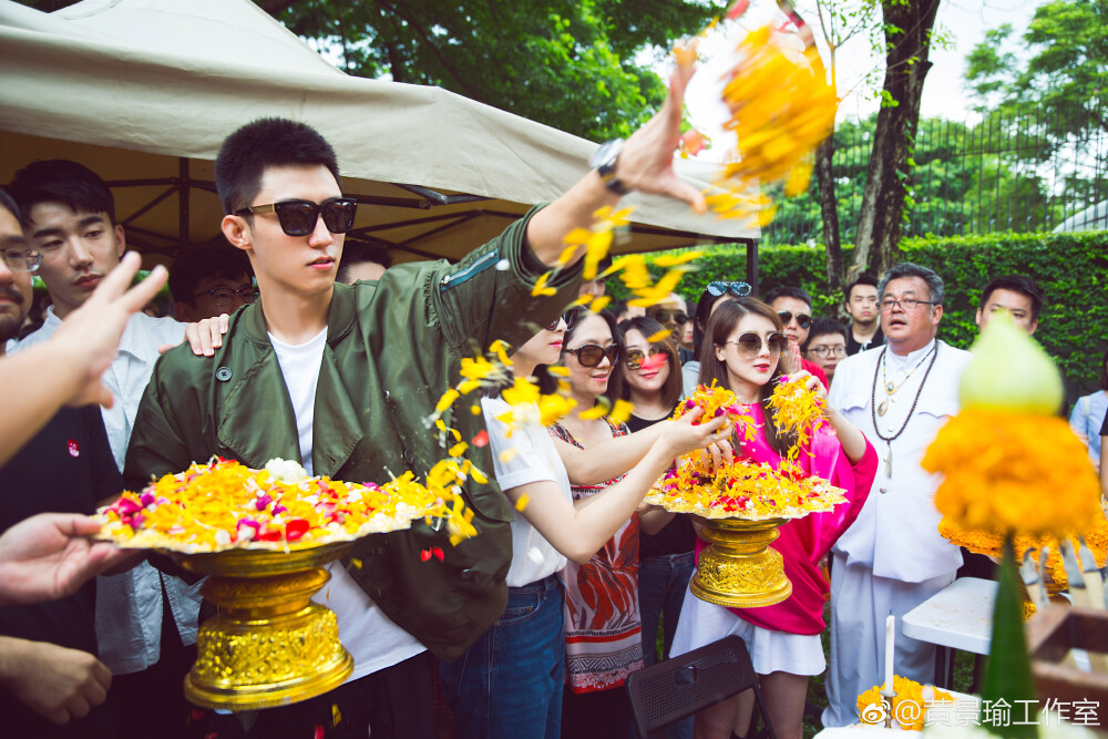 20170906 由芒果影视 乐漾影视 联合出品，黄景瑜 主演的都市奇幻爱情钜制《结爱·千岁大人的初恋》在泰国曼谷正式开机。