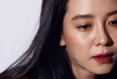 宋智孝 千秀妍 千成林
《VOGUE》拍摄花絮 gif. 动图