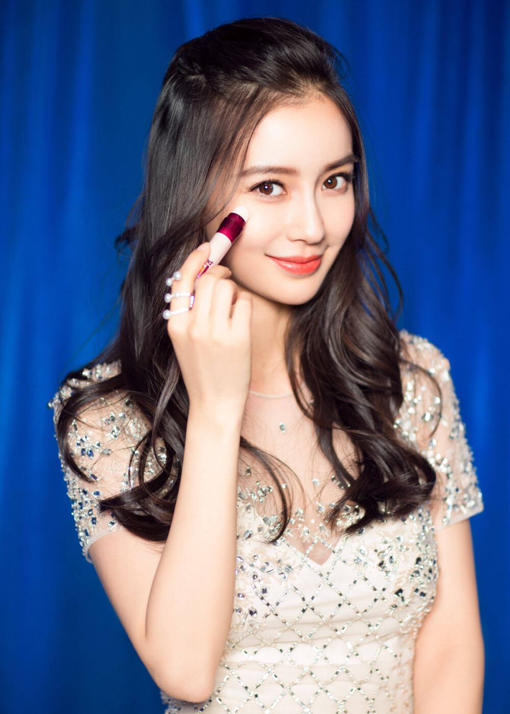 angelababy 美宝莲代言