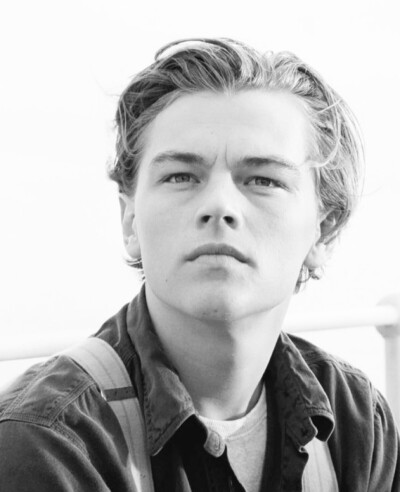 Leonardo DiCaprio in Titanic (1997)