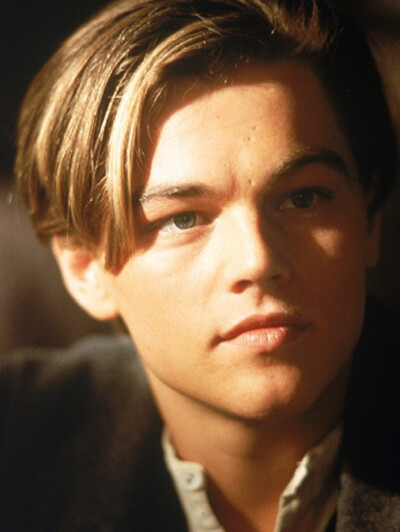 Leonardo DiCaprio in Titanic (1997)