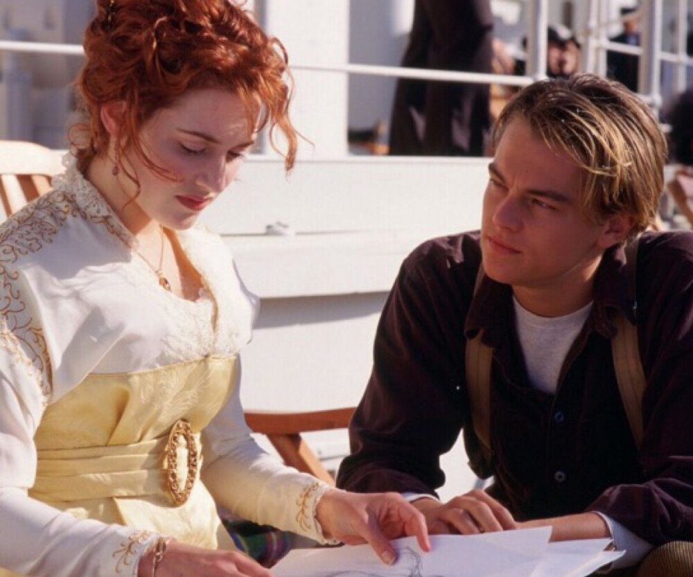 Leonardo DiCaprio and Kate Winslet in Titanic (1997)