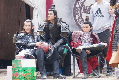 薛翔云、朱戬、查杰