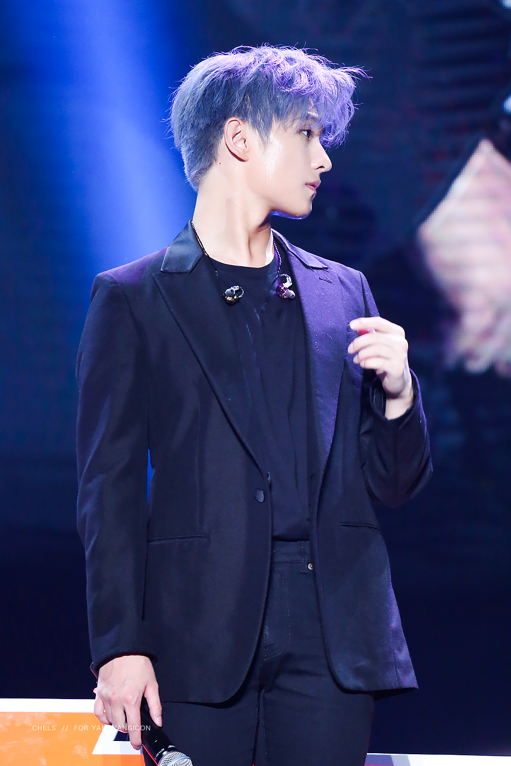 杨洋20170909生日会crlogo