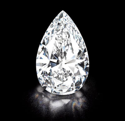 Winston Legacy“温斯顿传奇之钻”
于2013拍自佳士得拍卖行
这颗“钻石之王”重达101.73克拉，是一颗独一无二的水滴型钻石，被佳士得拍卖行誉为“迄今为止公开拍卖的钻石中最完美的一颗”，成色D净度，完美无瑕。最…