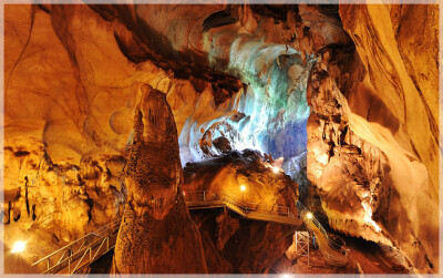 Malaysia Peninsular Caves, Perak, Tempurung
马来西亚半岛，霹雳州属，椰壳洞javascript:;