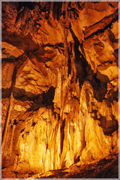 Malaysia Peninsular Caves, Perak, Tempurung
马来西亚半岛，霹雳州属，椰壳洞