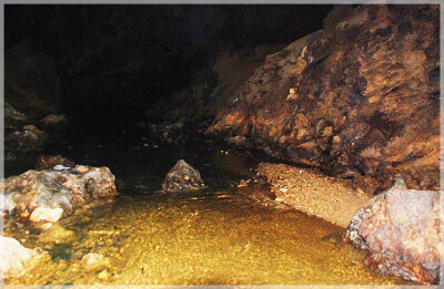 Malaysia Peninsular Caves, Perak, Tempurung
马来西亚半岛，霹雳州属，椰壳洞