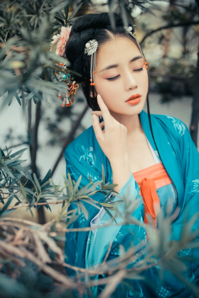 【清扬婉兮】＃蓝灵＃ 摄影：小欣欣