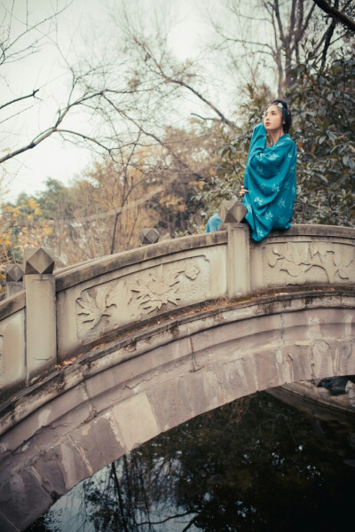 【清扬婉兮】＃蓝灵＃ 摄影：小欣欣