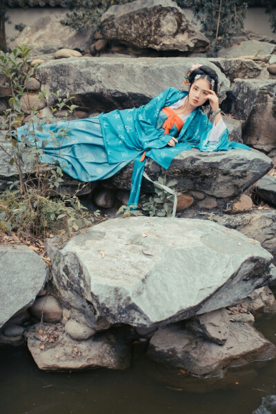 【清扬婉兮】＃蓝灵＃ 摄影：小欣欣