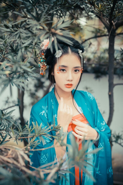 【清扬婉兮】＃蓝灵＃ 摄影：小欣欣