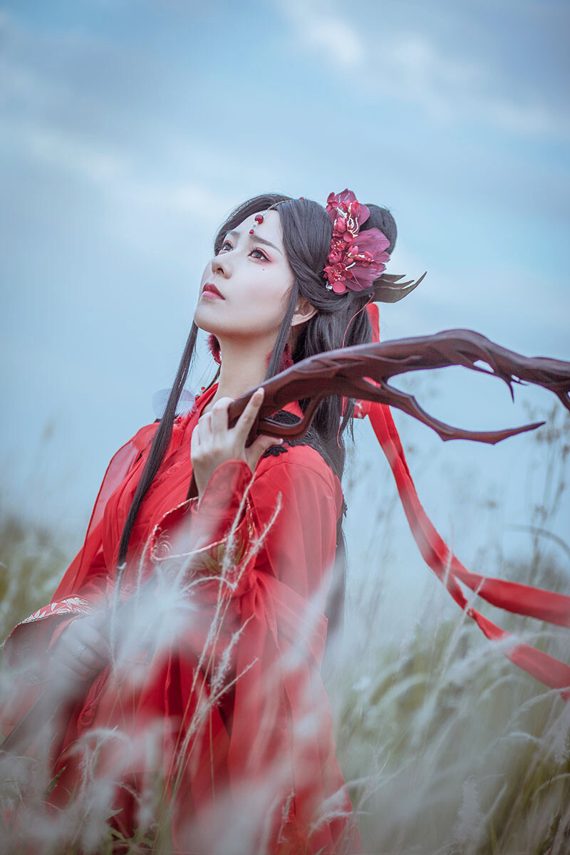 你真的喜欢我，沉晔。
——唐七《三生三世枕上书》
cn：葵花花儿