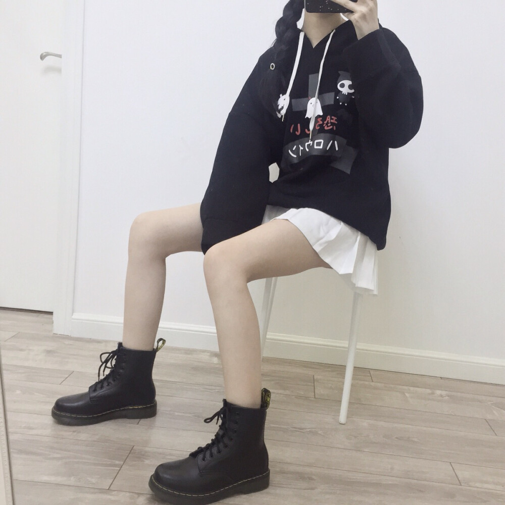 79韩系 女生 欧美 半身 唯美 遮脸 镜子照 中式风 安静 可爱 卖萌