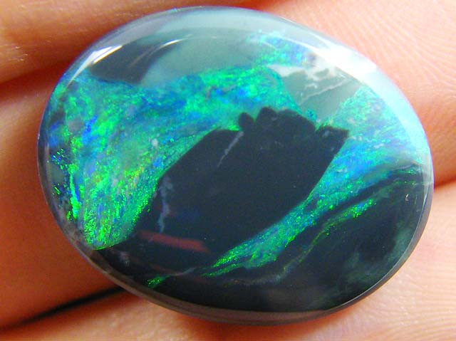 13.5 cts BLACK OPAL LARGE PICTURE STONE JO 1206