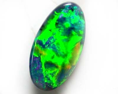 BLACK OPAL GEM ELECTRIC GREEN BRIGHT.90 CARATS B506