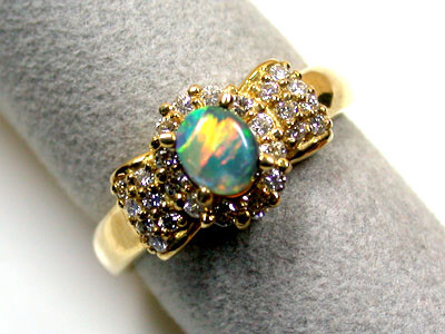 Gem OPAL RING 18K GOLD 26 BRILLIANT CUT GENUINE DIAMONDS Sco808