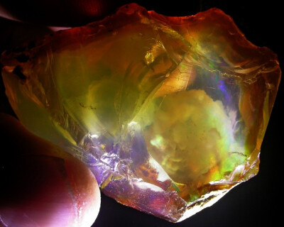 Phantom Ghost Ethiopian opal for Collector BU 494