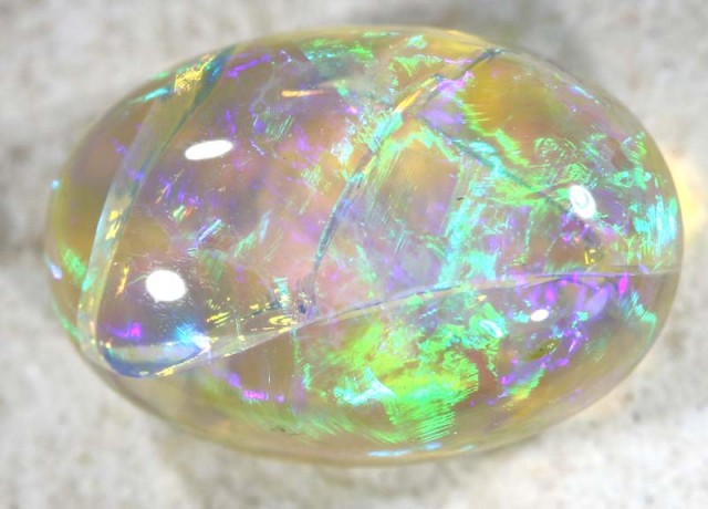 3.3 CTSCRYSTAL OPAL STONE TBO-4324