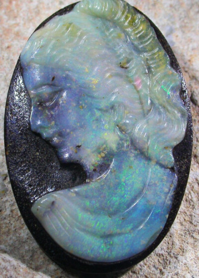 28.6 CTS SOLID BOULDER OPAL CARVING- [SO4703]