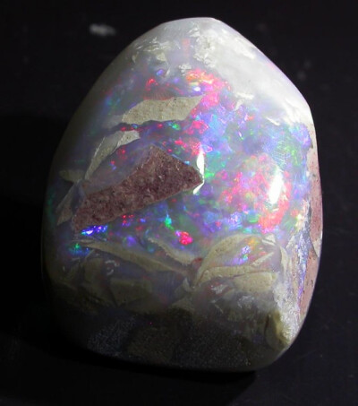 天然黑欧泊矿石標本（經抛光）22.82 CTS 2 SIDED!! RIDGE POLISHED OPAL SPECIMEN. [MS8840 ]