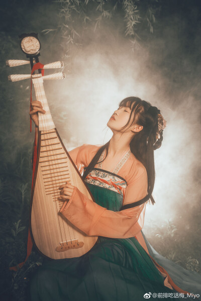 【清扬婉兮】出镜： 前排吃话梅_Miyo 