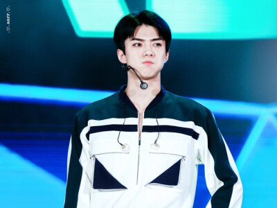 EXO 奶包 sehun 吴世勋 #壁纸 #头像