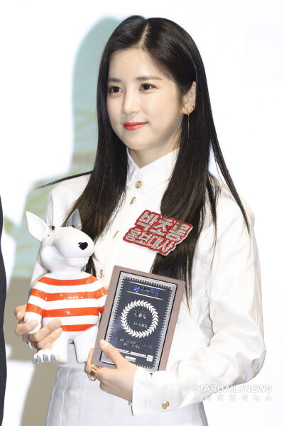 Apink 에이핑크 阿粉 박초롱 Park Cho Rong 朴初珑 头像 ❤️