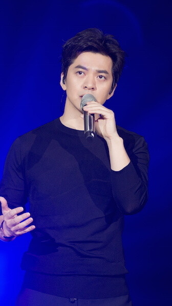 李少年 生日快乐 平安喜乐
♥春风十里不如李♥