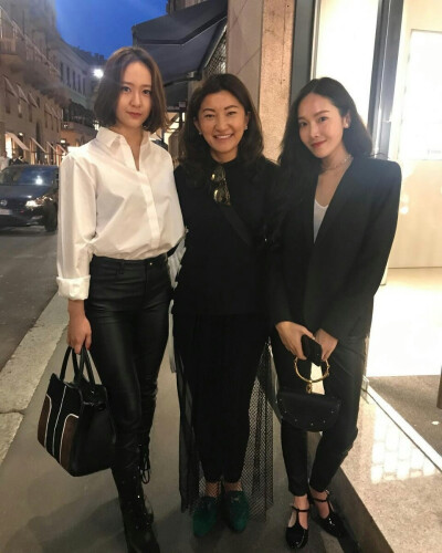 郑秀晶 Krystal 郑秀妍 Jessica