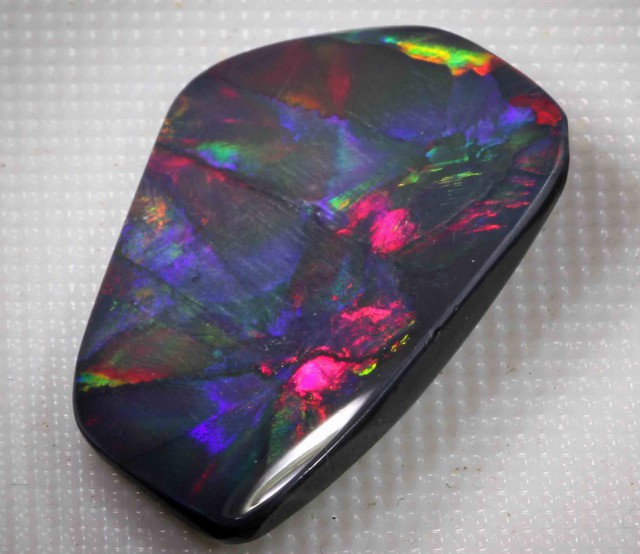 11.0 cts BIG BLACK OPAL FROM LR - 11.0 CTS - N1 BODY