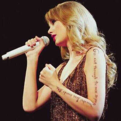 Taylor 壁纸 欧美