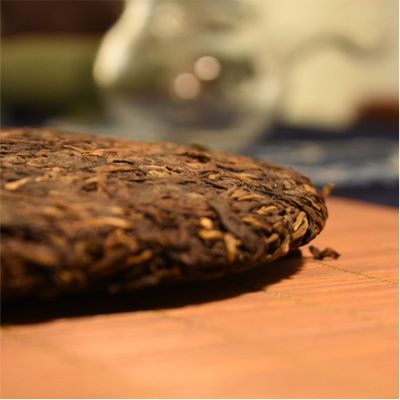 特价茶云南普洱茶熟茶茶叶七子饼特级357g饼茶2017古树纯料一口料