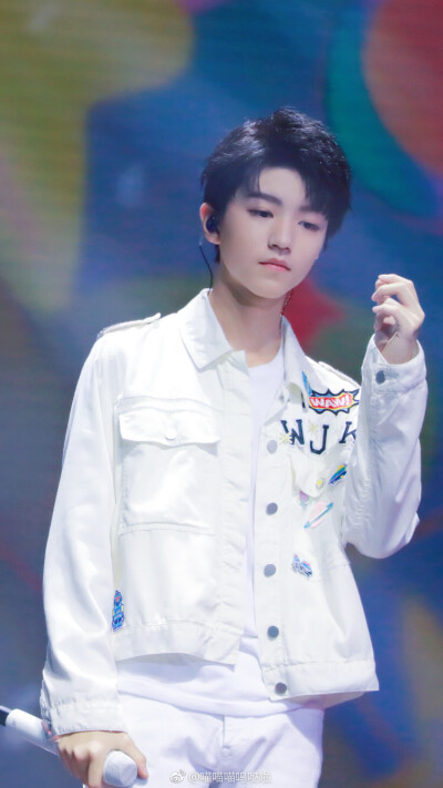 #王俊凯# #TFBOYS王俊凯# #TFBOYS# cr：喵喵喵呜哒啦