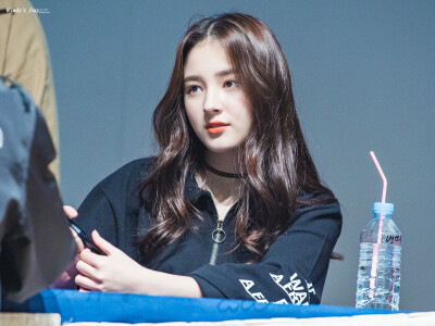 Nancy 李承利 MOMOLAND