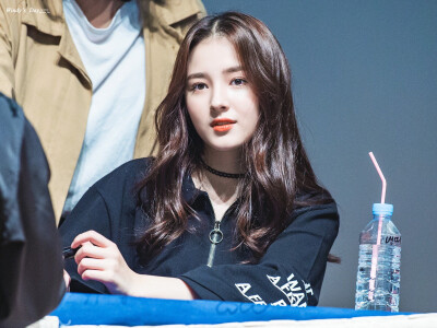 Nancy 李承利 MOMOLAND