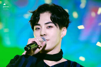 金珉锡 XIUMIN