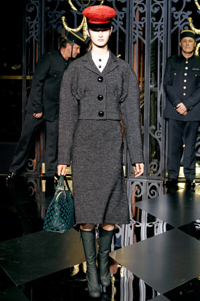 Louis Vuitton 2011秋冬高级成衣