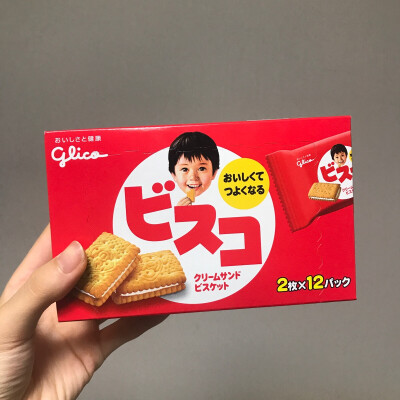 乳酸菌饼干 有点像柠檬味儿的3+2