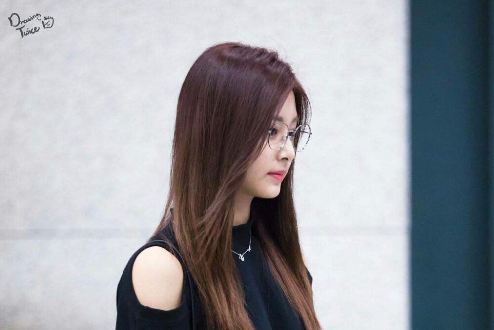 周子瑜 쯔위 Tzuyu
TWICE成员
