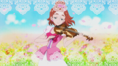 春野遥
学校: 诺布尔学院
变身：花神天使（Cure Flora）
变身台词: Precure Priness Engage 绽放花朵的公主