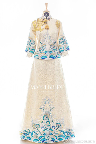 喜欢你 大概就是在心里放弃了一千次 只要你回头一次 我就会燃起重新爱你 ​​​​